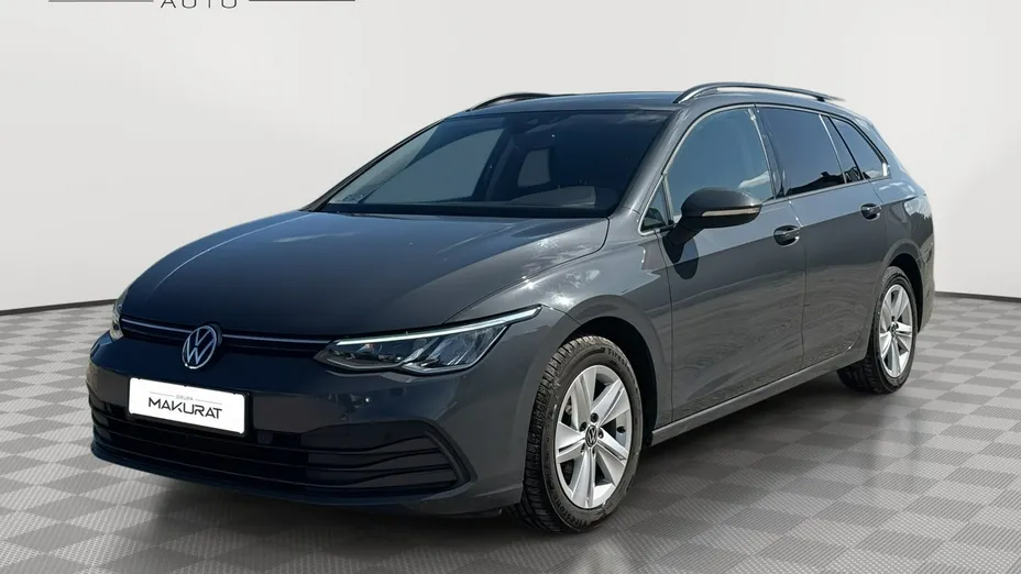 VOLKSWAGEN Golf -