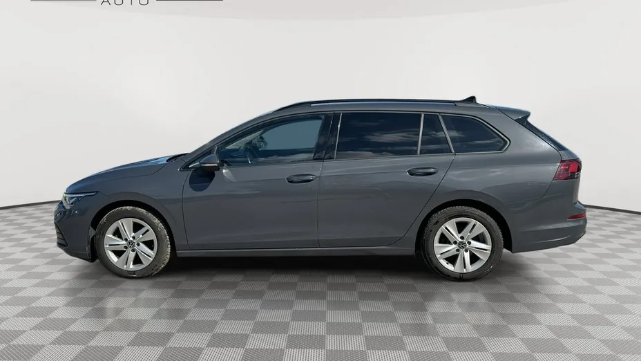 VOLKSWAGEN Golf -