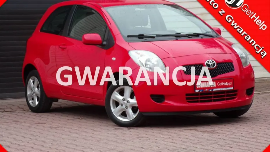 TOYOTA Yaris -