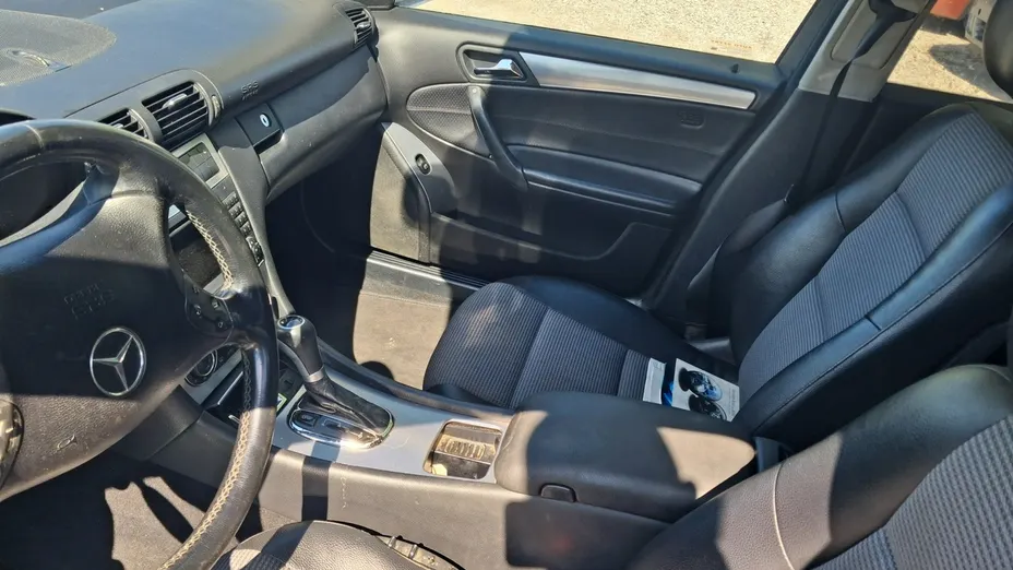 MERCEDES-BENZ C Klasa -