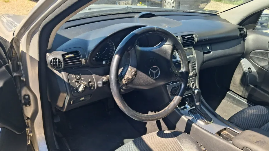 MERCEDES-BENZ C Klasa -