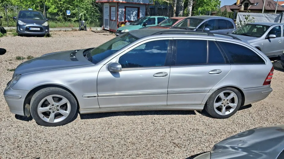 MERCEDES-BENZ C Klasa -