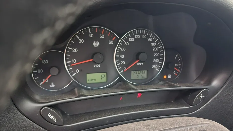 ALFA ROMEO 166 -