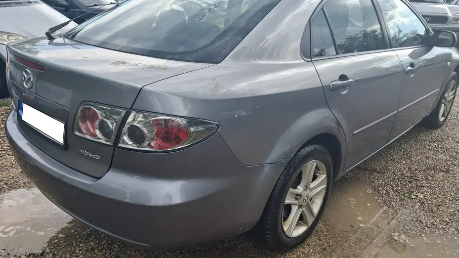 MAZDA 6 -