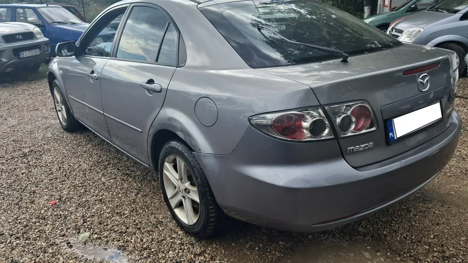 MAZDA 6 -