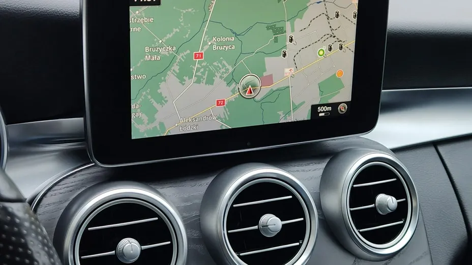 MERCEDES-BENZ C Klasa -