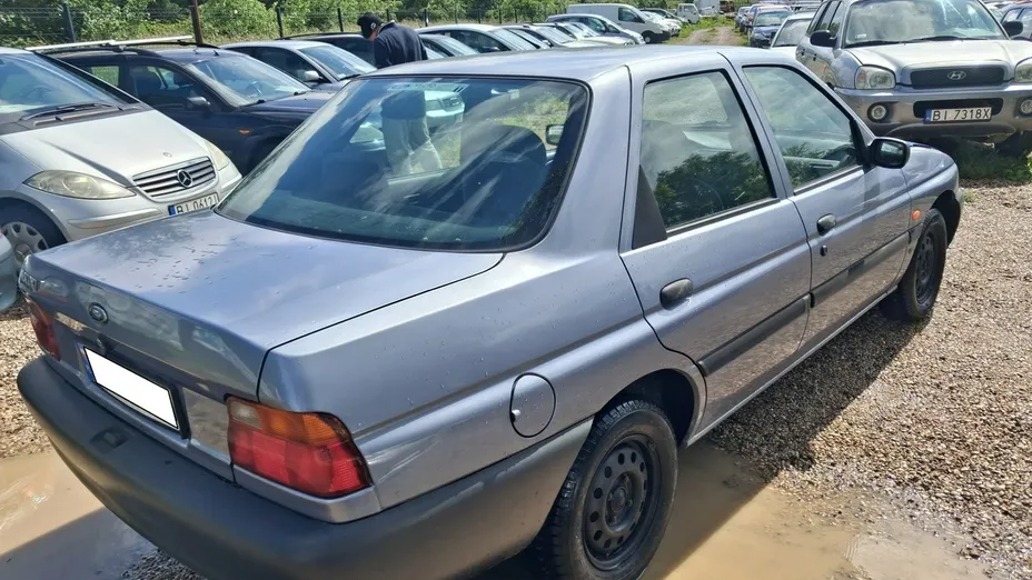 FORD Escort -