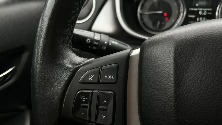 SUZUKI Vitara -