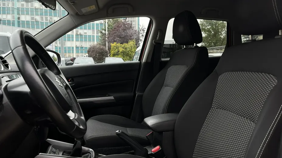 SUZUKI Vitara -