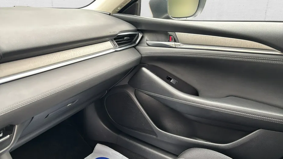 MAZDA 6 -
