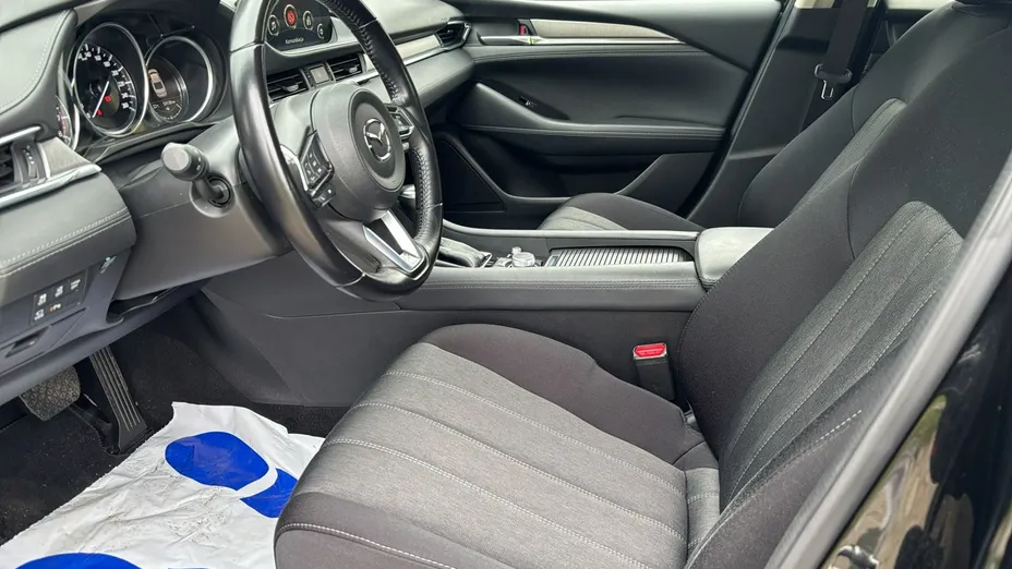 MAZDA 6 -