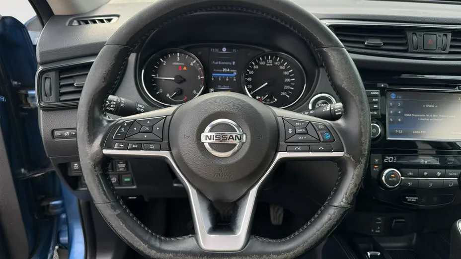 NISSAN X-Trail -