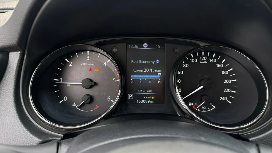 NISSAN X-Trail -