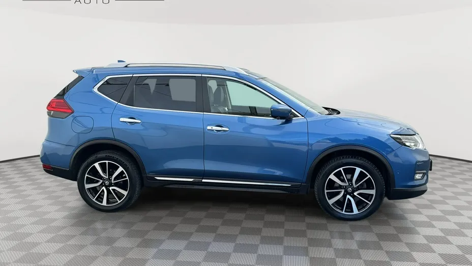 NISSAN X-Trail -