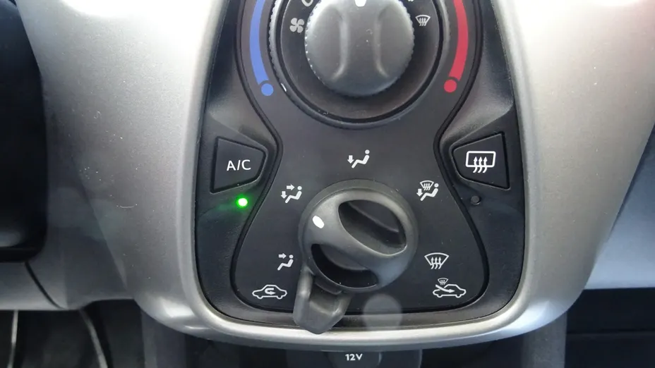 TOYOTA Aygo -