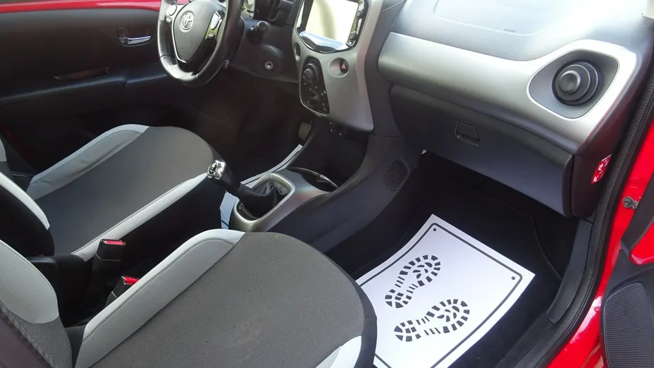 TOYOTA Aygo -