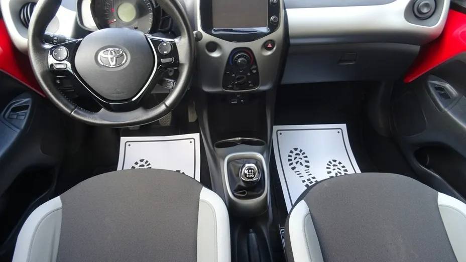 TOYOTA Aygo -