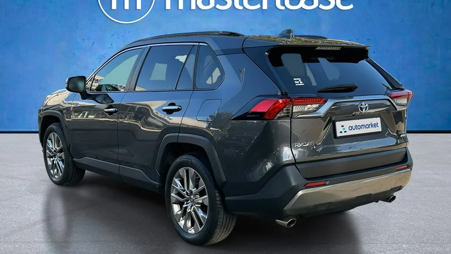 TOYOTA RAV4 -