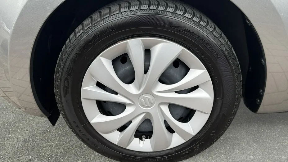 SUZUKI Swift -
