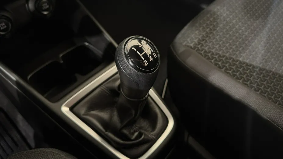 SUZUKI Swift -