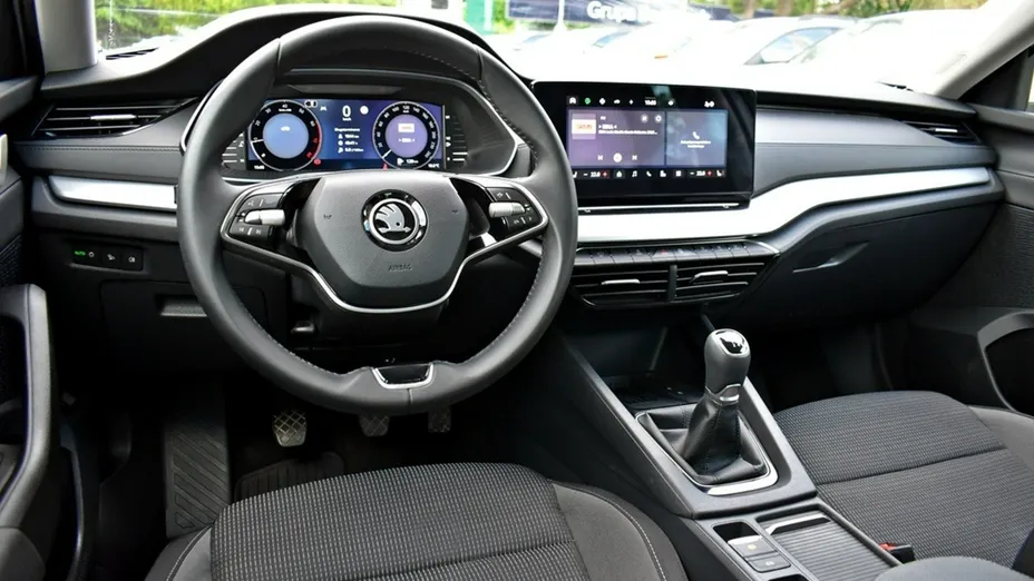 SKODA Octavia -