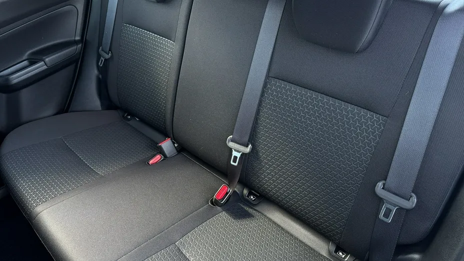 SUZUKI Swift -
