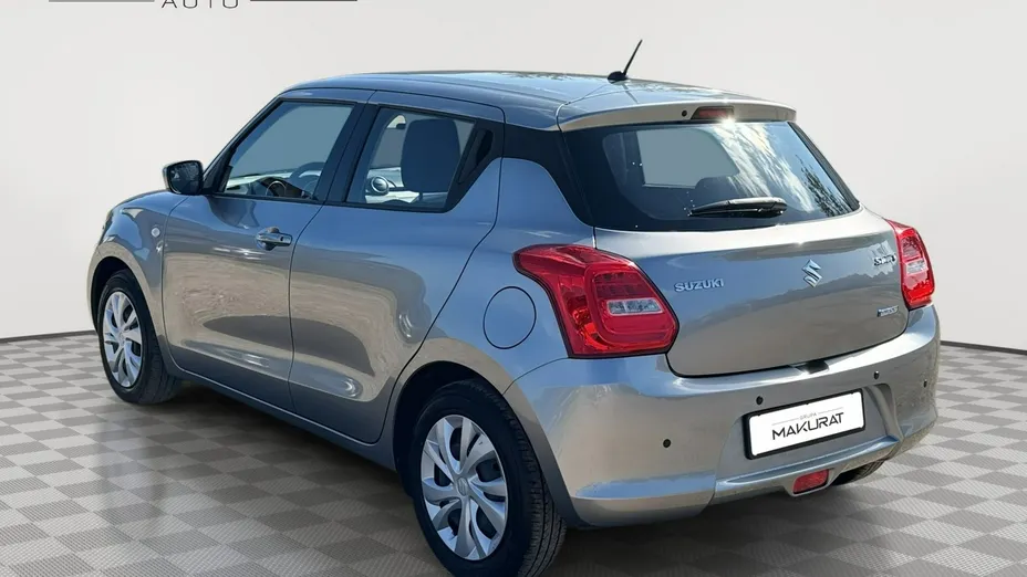SUZUKI Swift -