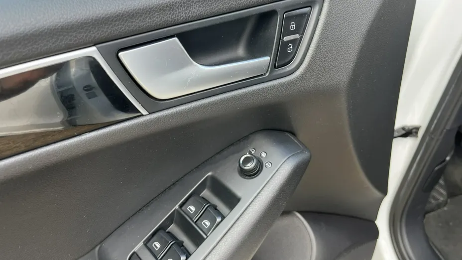 AUDI Q5 -