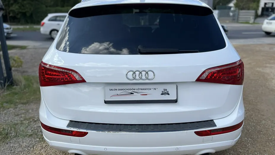AUDI Q5 -