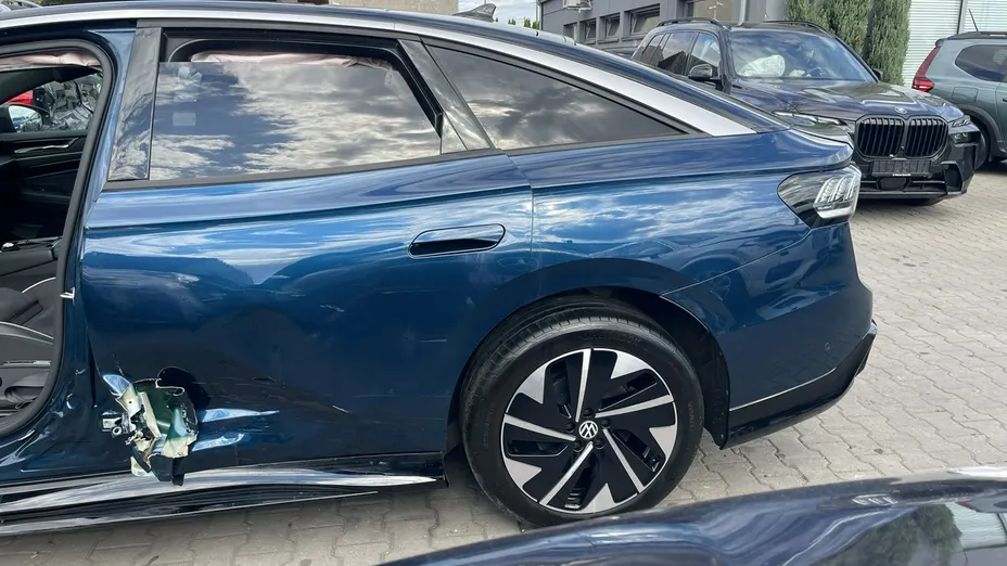VOLKSWAGEN ID.7 -