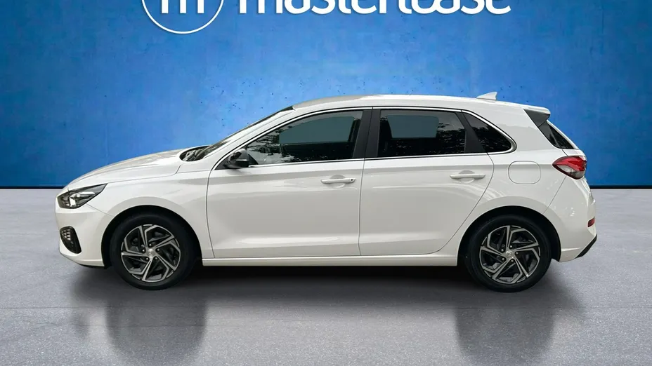 HYUNDAI i30 -