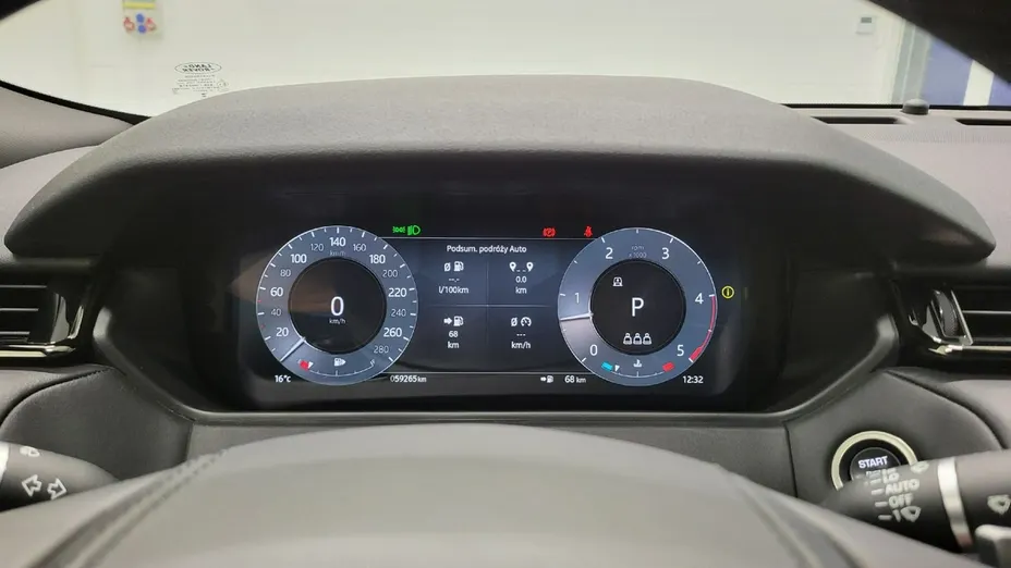 LAND ROVER Range Rover Velar -