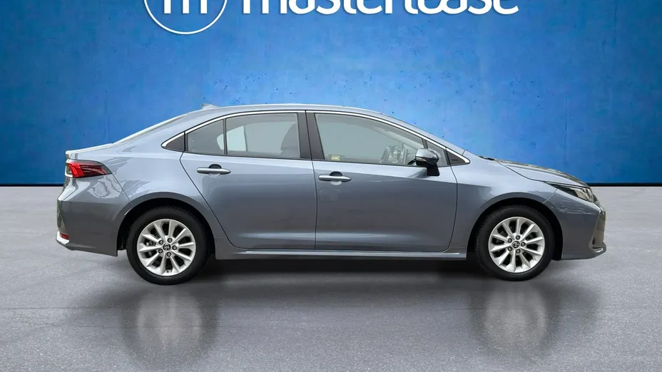TOYOTA Corolla -