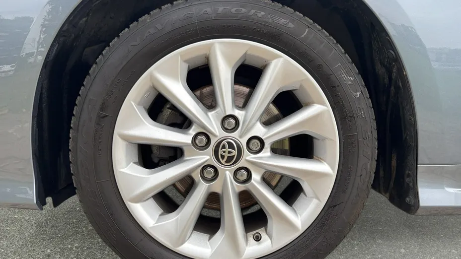 TOYOTA Corolla -