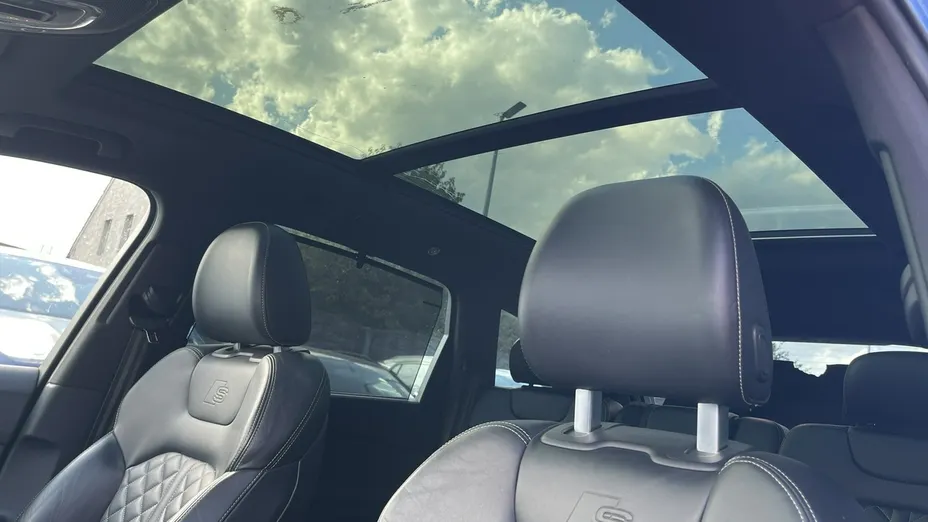 AUDI SQ7 -