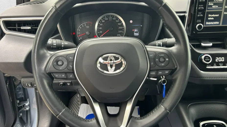 TOYOTA Corolla -