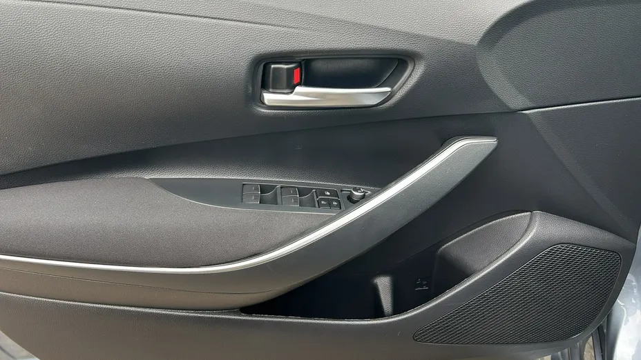 TOYOTA Corolla -