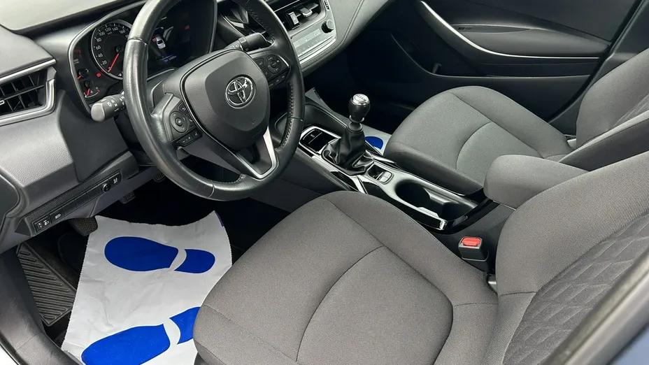 TOYOTA Corolla -