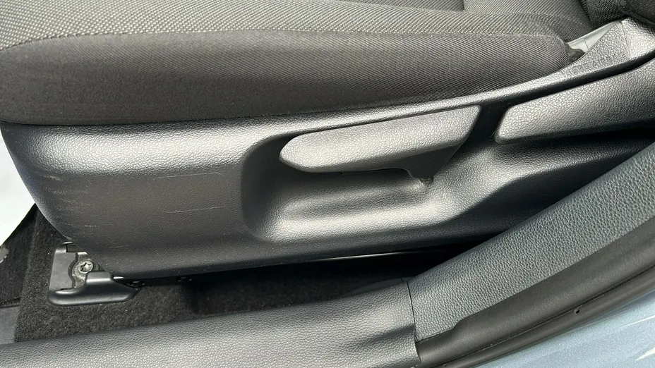 TOYOTA Corolla -