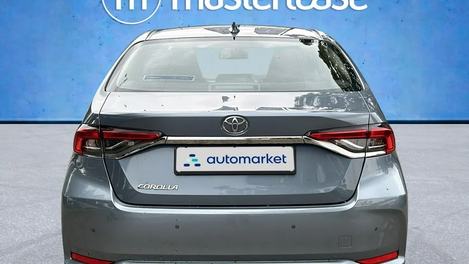 TOYOTA Corolla -