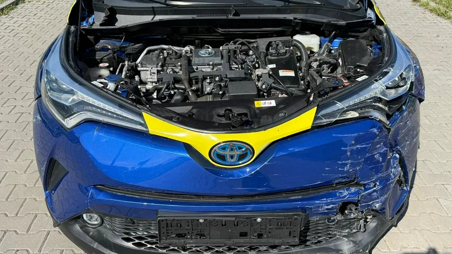 TOYOTA C-HR -