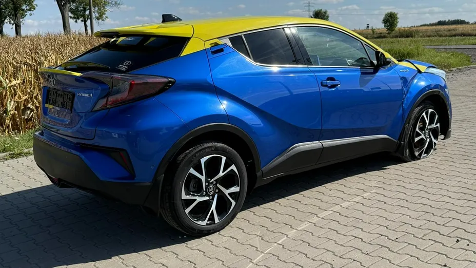 TOYOTA C-HR -