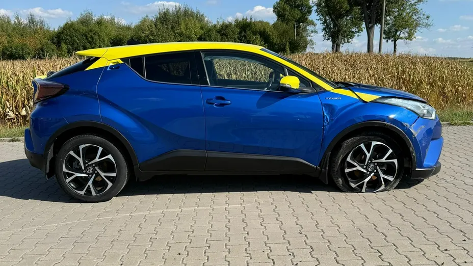 TOYOTA C-HR -