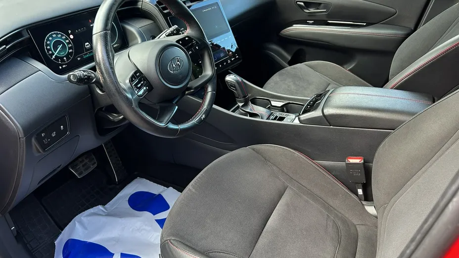 HYUNDAI Tucson -