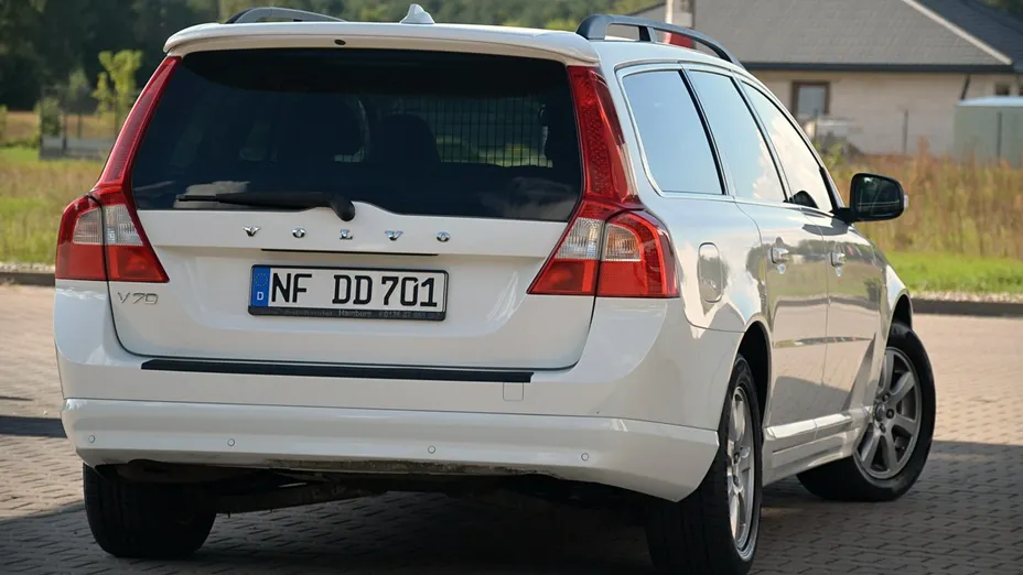 VOLVO V70 -