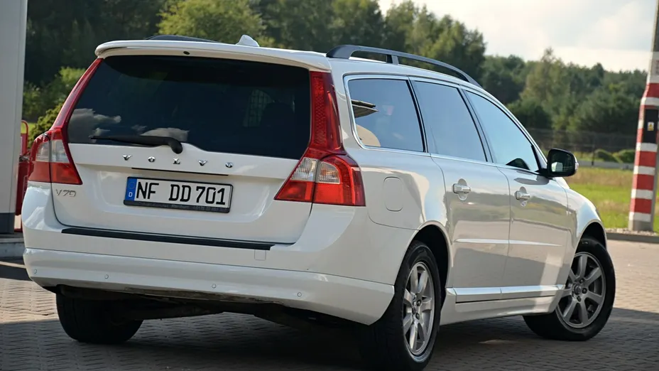 VOLVO V70 -
