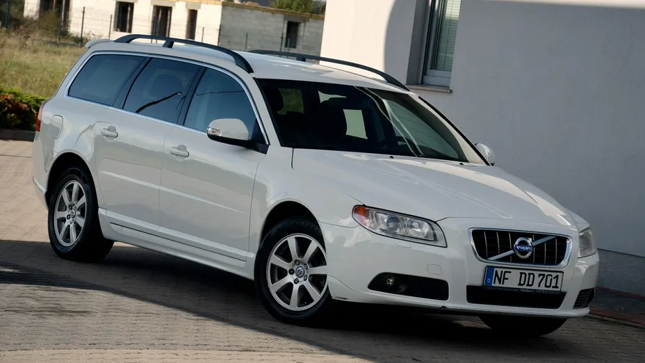 VOLVO V70 -