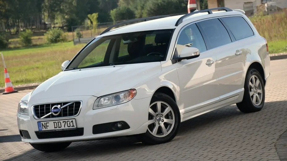 VOLVO V70 -