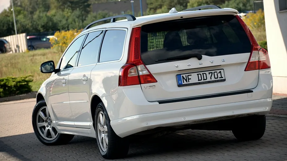 VOLVO V70 -