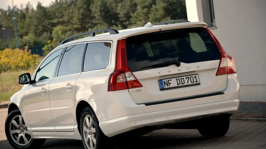 VOLVO V70 -